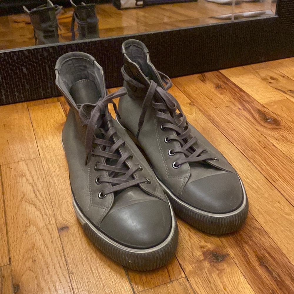 Men’s All Saints Gray Distressed Leather Sneakers Size 10